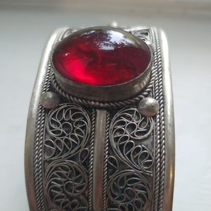 Stunning vintage filigree cuff bracelet